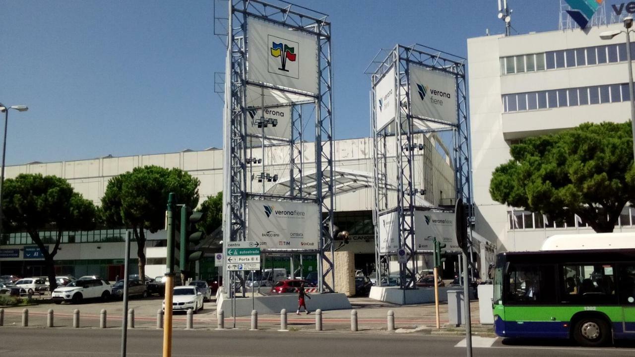 فندق La Costa فيرونا المظهر الخارجي الصورة